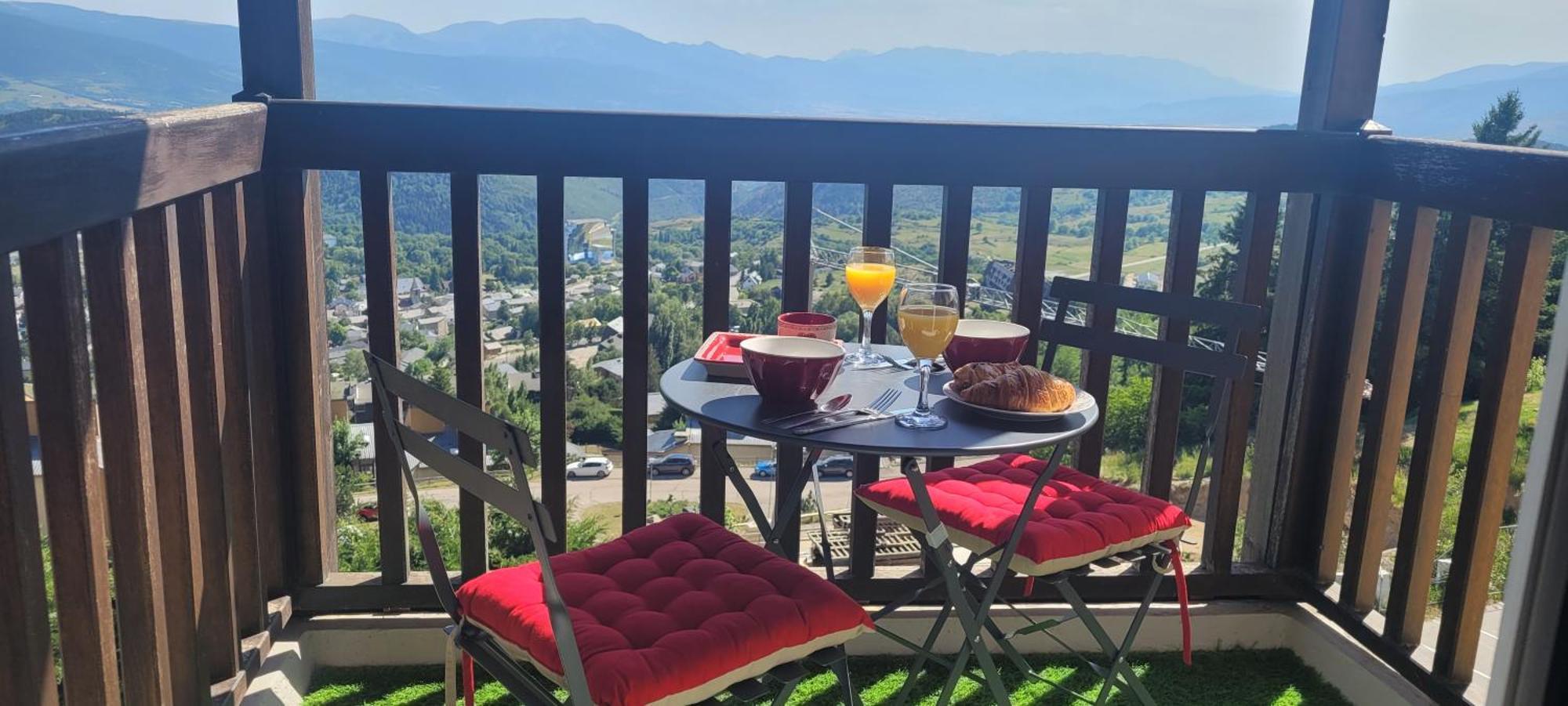Les Balcons Du Soleil L Ourson Font-Romeu-Odeillo-Via Exterior foto